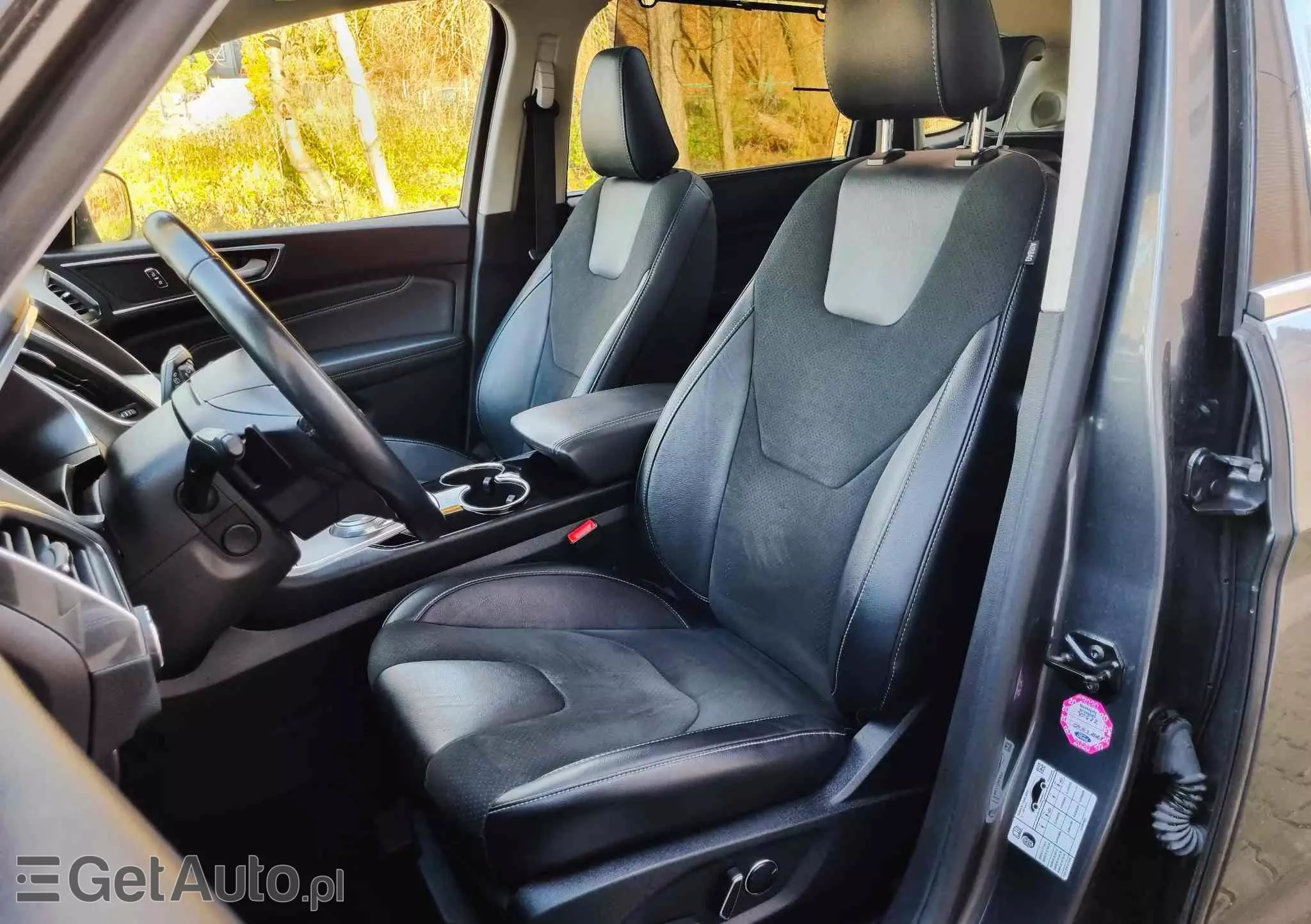 FORD S-Max 2.0 EcoBlue Twin-Turbo Titanium