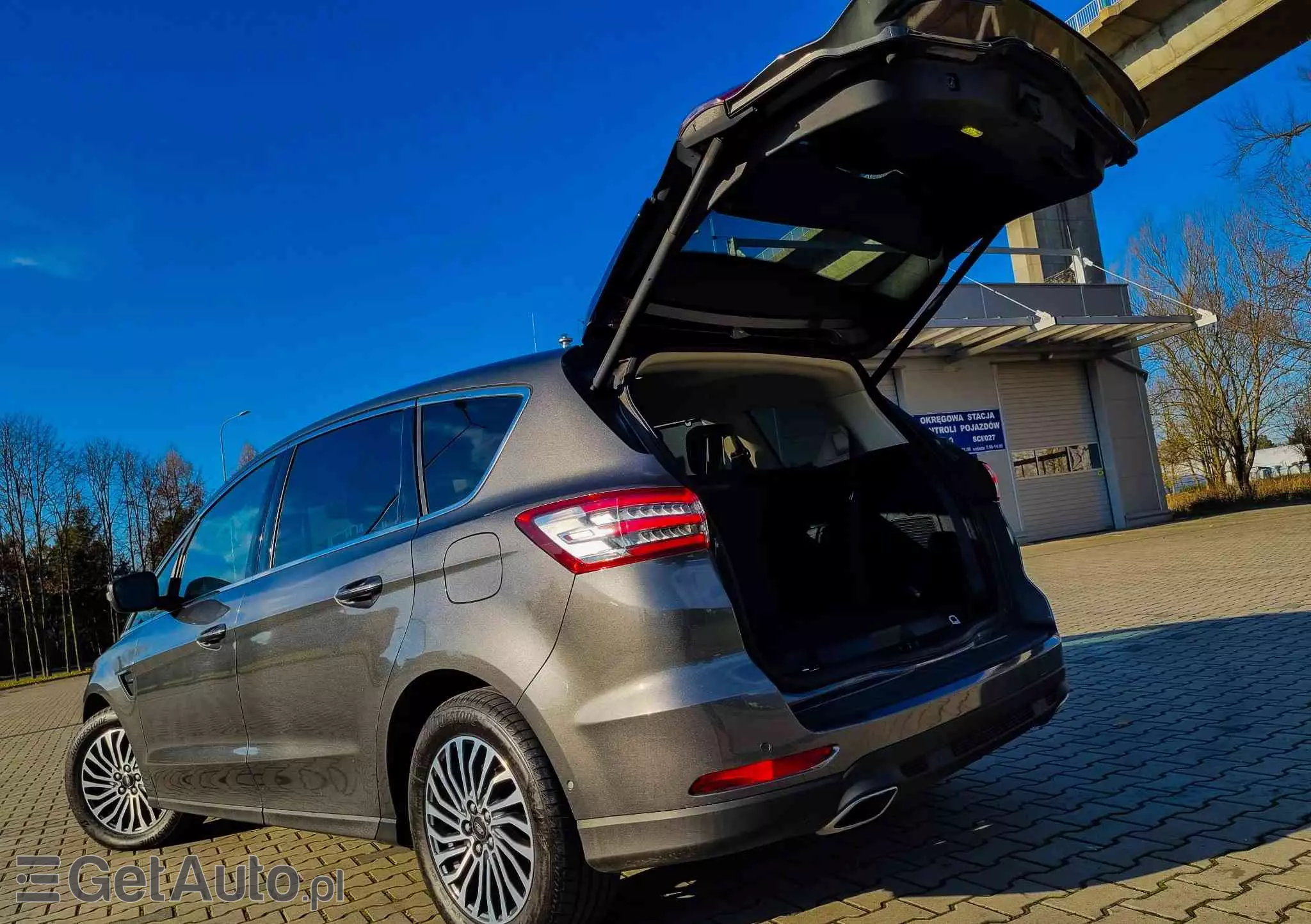 FORD S-Max 2.0 EcoBlue Twin-Turbo Titanium