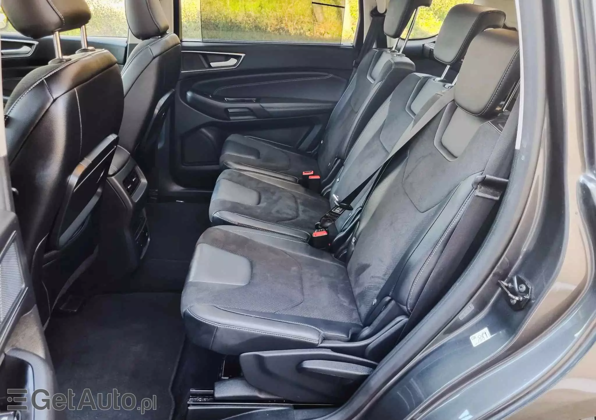 FORD S-Max 2.0 EcoBlue Twin-Turbo Titanium