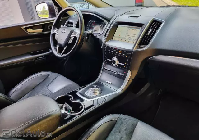 FORD S-Max 2.0 EcoBlue Twin-Turbo Titanium