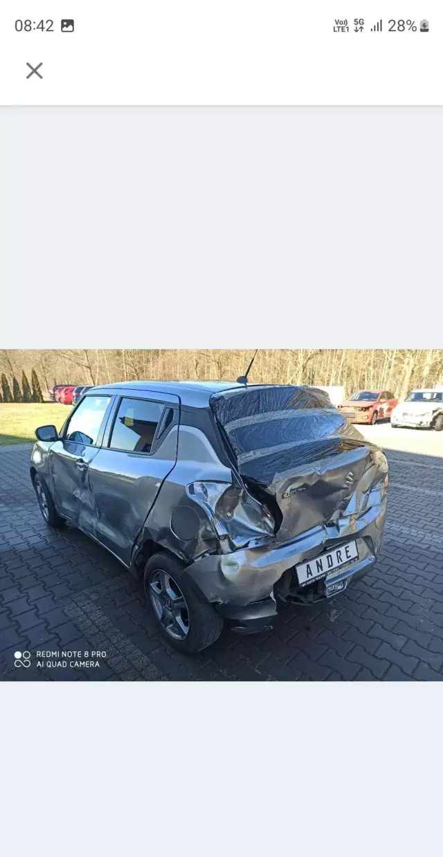 SUZUKI Swift 