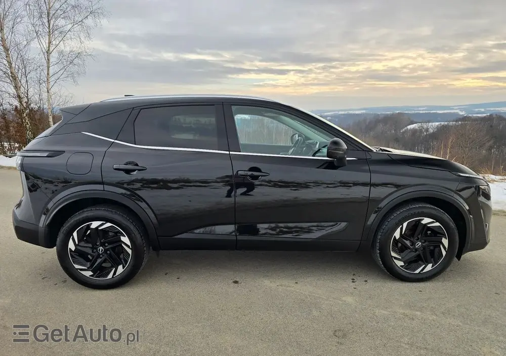 NISSAN Qashqai 1.3 DIG-T N-Connecta DCT