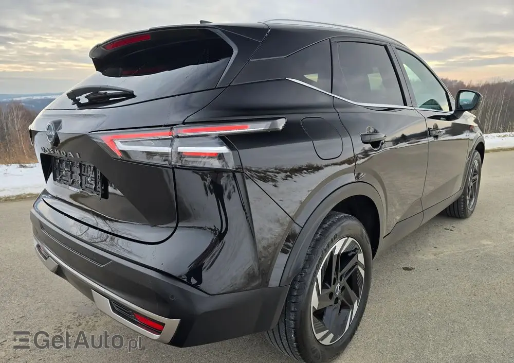 NISSAN Qashqai 1.3 DIG-T N-Connecta DCT