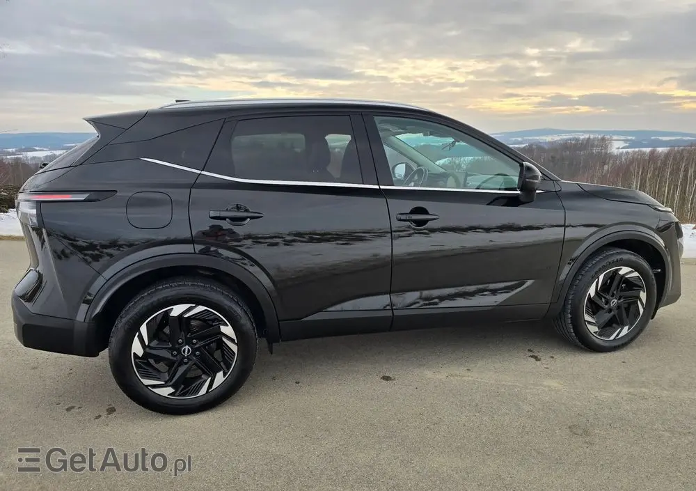 NISSAN Qashqai 1.3 DIG-T N-Connecta DCT