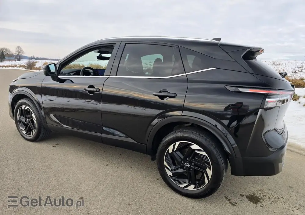 NISSAN Qashqai 1.3 DIG-T N-Connecta DCT