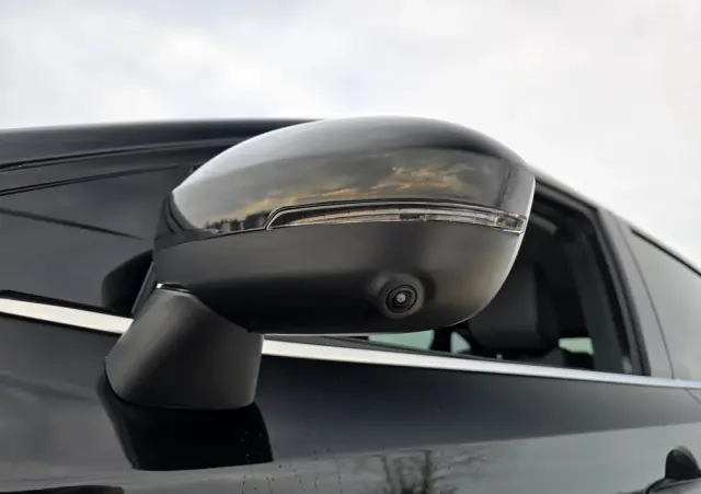 NISSAN Qashqai 1.3 DIG-T N-Connecta DCT