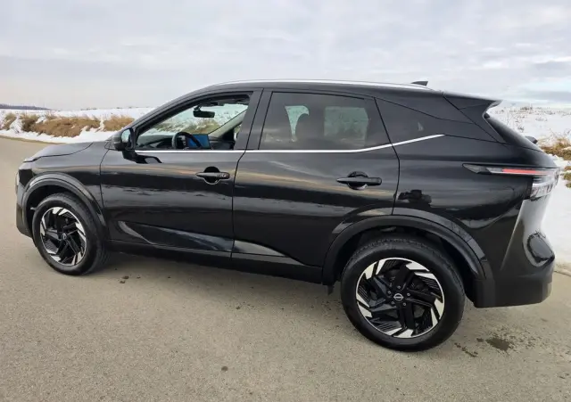 NISSAN Qashqai 1.3 DIG-T N-Connecta DCT