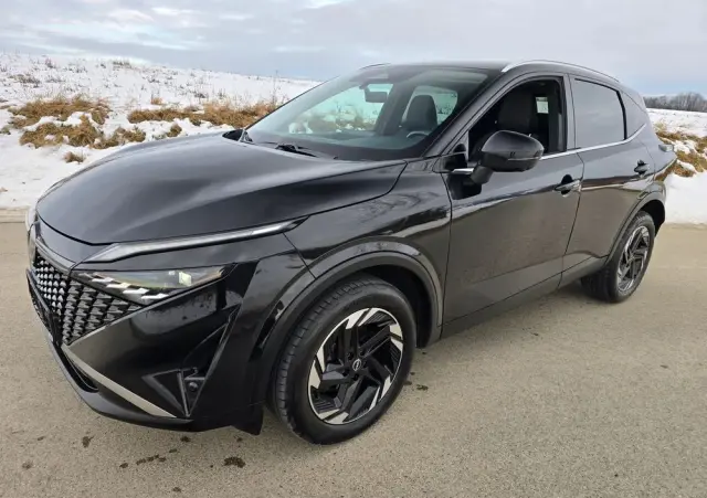 NISSAN Qashqai 1.3 DIG-T N-Connecta DCT