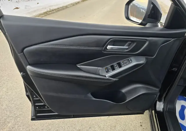 NISSAN Qashqai 1.3 DIG-T N-Connecta DCT