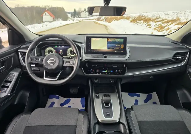 NISSAN Qashqai 1.3 DIG-T N-Connecta DCT