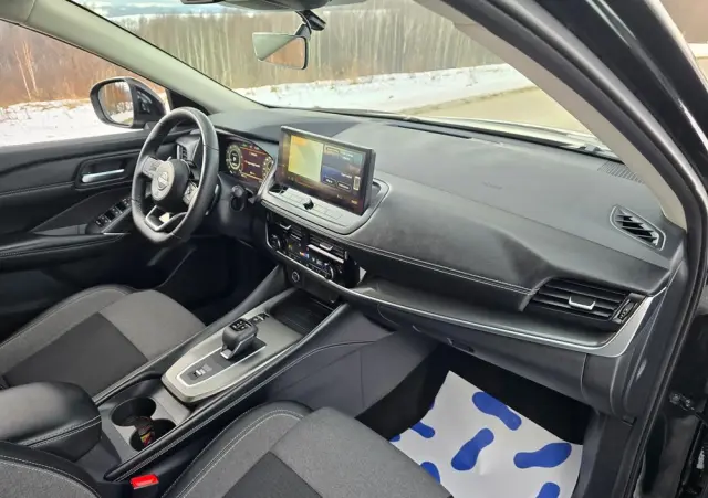 NISSAN Qashqai 1.3 DIG-T N-Connecta DCT