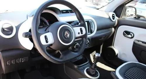 RENAULT Twingo 