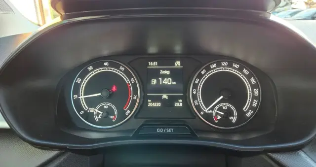 SKODA Fabia 1.0 TSI Ambition