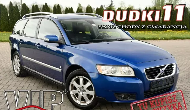 VOLVO V50 
