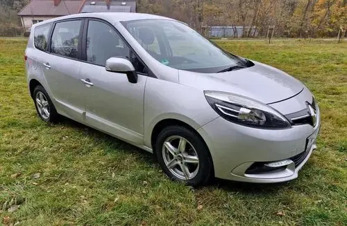 RENAULT Grand Scenic 