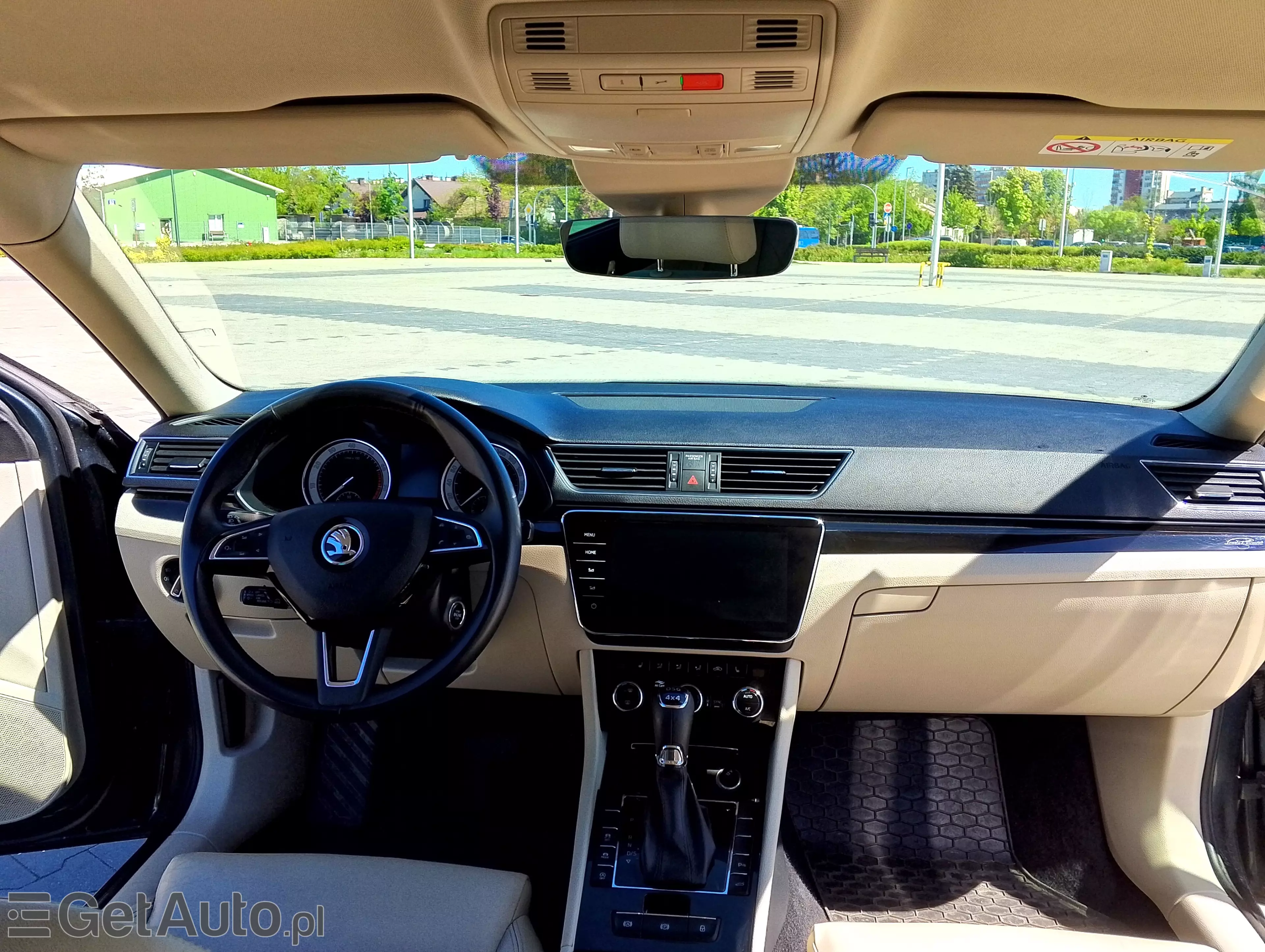 SKODA Superb Laurin & Klement 4x4 DSG