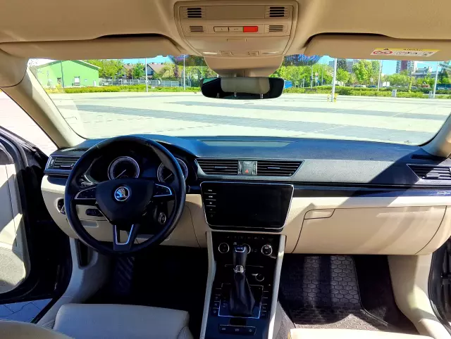 SKODA Superb Laurin & Klement 4x4 DSG