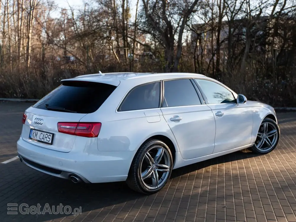 AUDI A6 Avant 2.0 TDI Ultra DPF S tronic