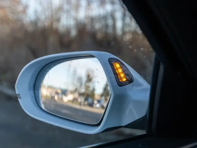 AUDI A6 Avant 2.0 TDI Ultra DPF S tronic