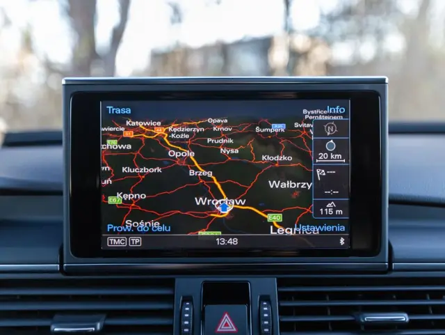 AUDI A6 Avant 2.0 TDI Ultra DPF S tronic