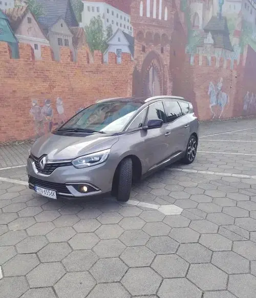 RENAULT Grand Scenic 