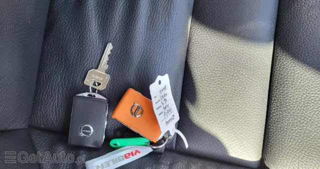 VOLVO V90 T6 AWD Plug-In Hybrid Inscription Expression