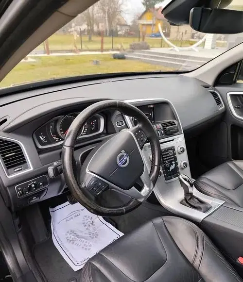 VOLVO Xc 60 