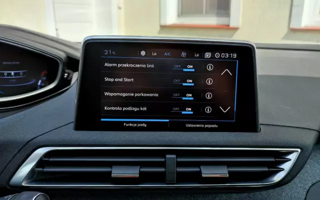 PEUGEOT 3008 PureTech 130 Stop & Start Allure