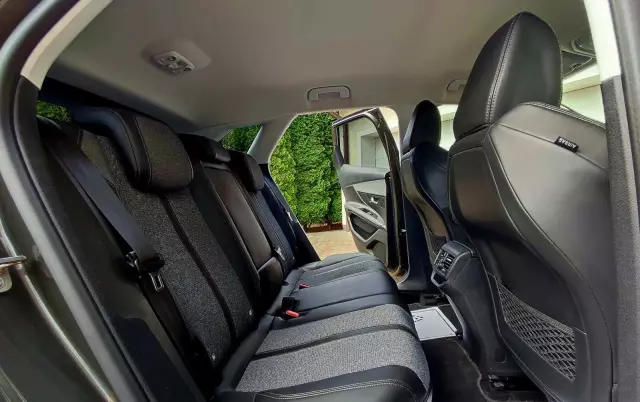 PEUGEOT 3008 PureTech 130 Stop & Start Allure