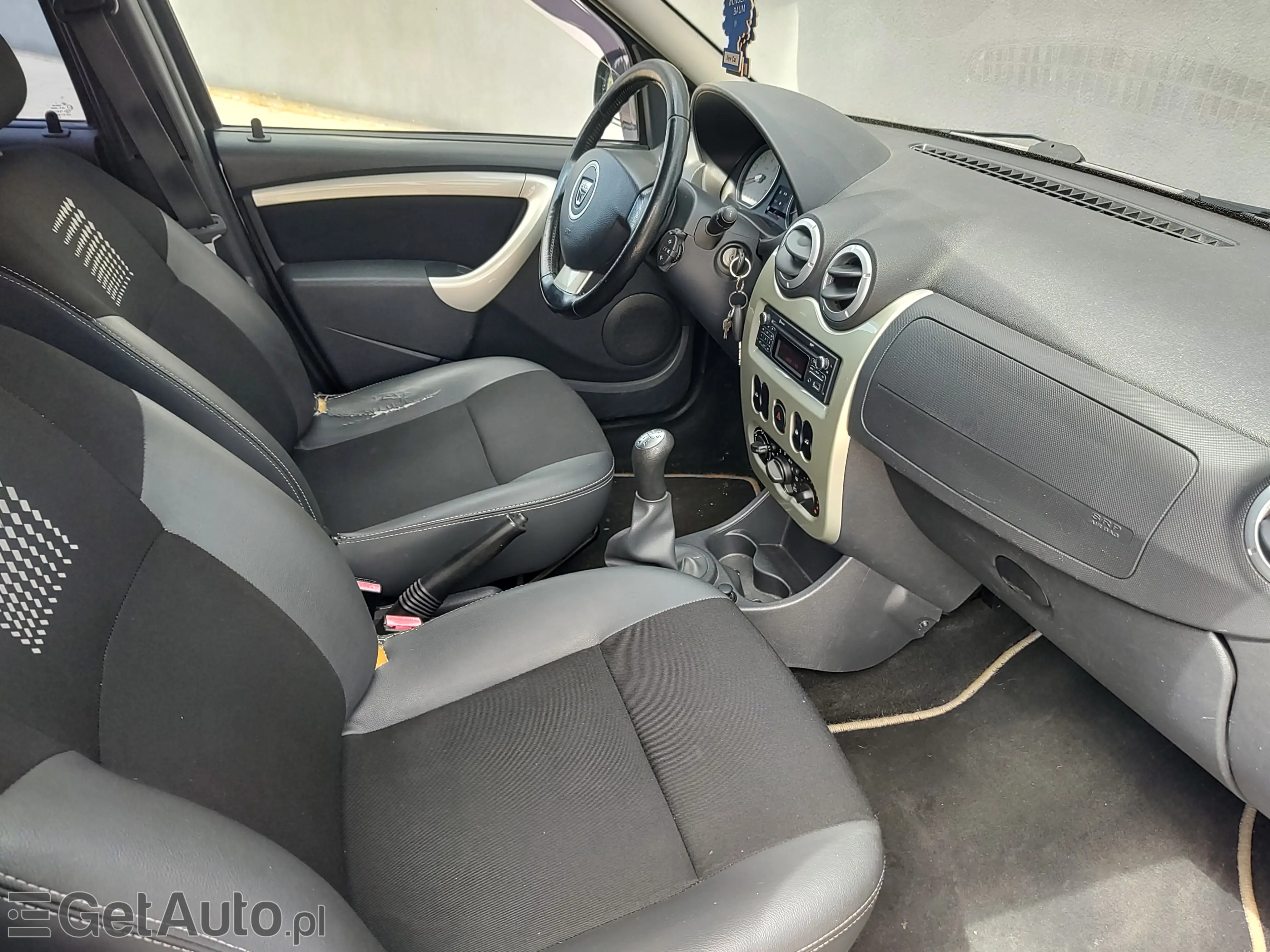DACIA Logan Access