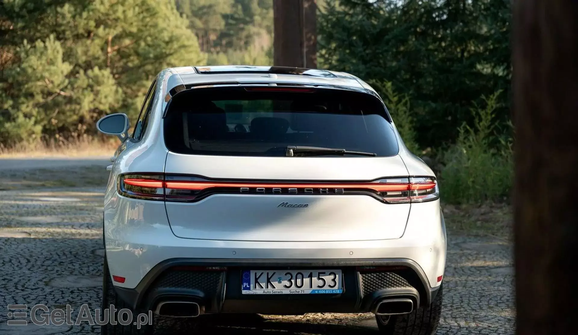 PORSCHE Macan 