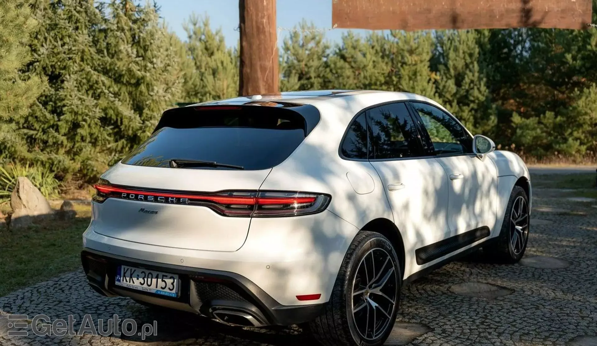 PORSCHE Macan 
