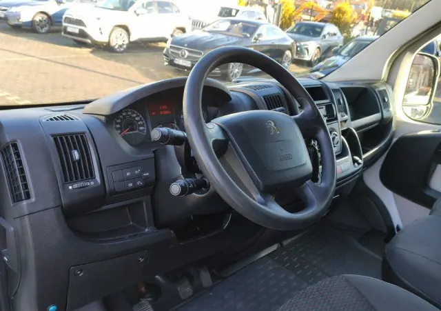 PEUGEOT Boxer 