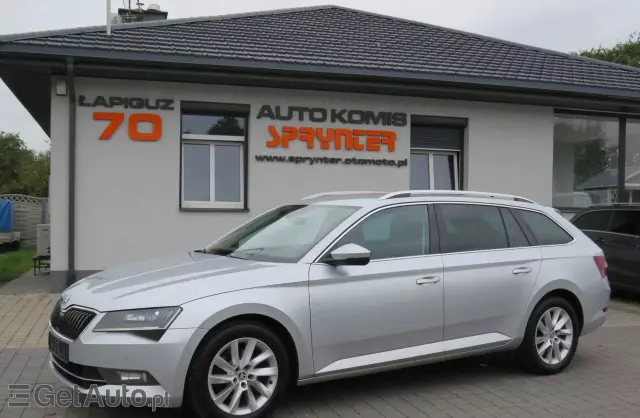SKODA Superb 