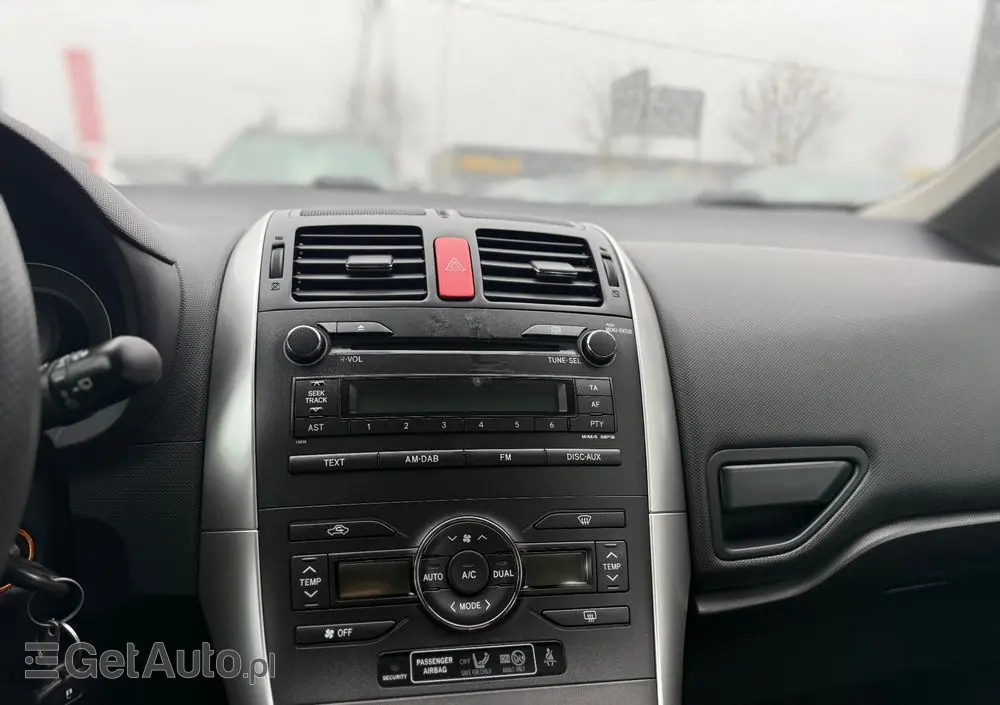 TOYOTA Auris 1.4 D-4D Luna EU5