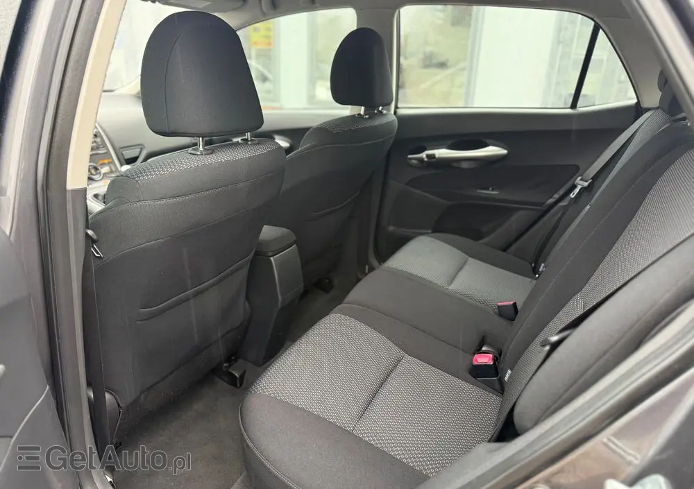 TOYOTA Auris 1.4 D-4D Luna EU5