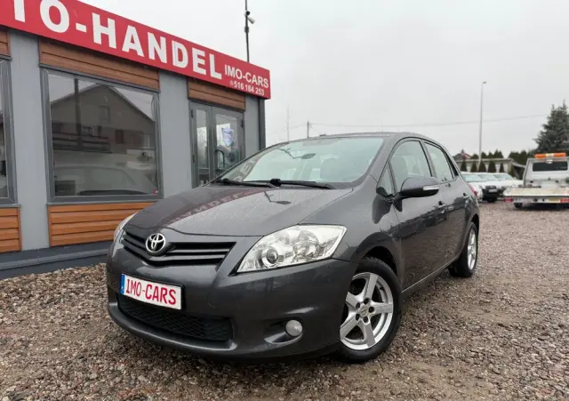 TOYOTA Auris 1.4 D-4D Luna EU5