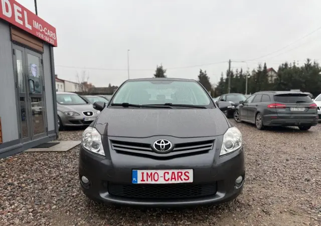 TOYOTA Auris 1.4 D-4D Luna EU5