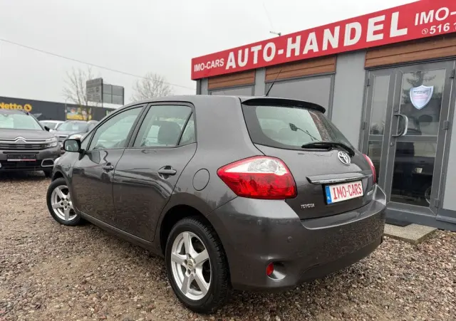 TOYOTA Auris 1.4 D-4D Luna EU5