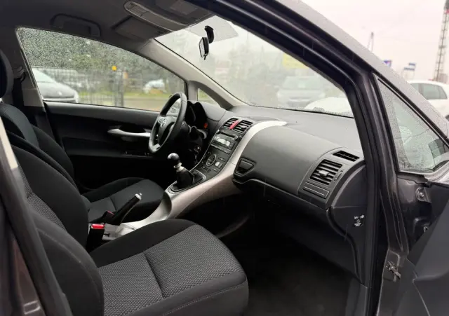 TOYOTA Auris 1.4 D-4D Luna EU5