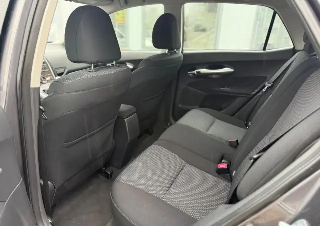 TOYOTA Auris 1.4 D-4D Luna EU5