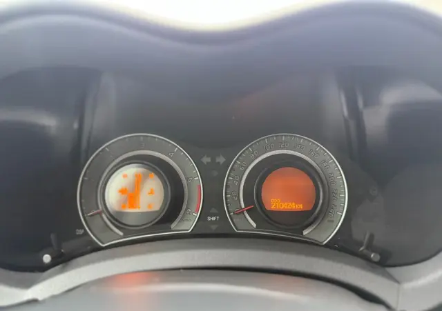 TOYOTA Auris 1.4 D-4D Luna EU5