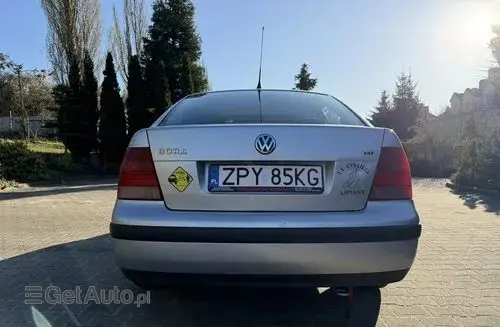 VOLKSWAGEN Bora 