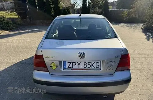 VOLKSWAGEN Bora 