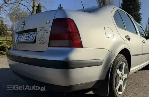 VOLKSWAGEN Bora 