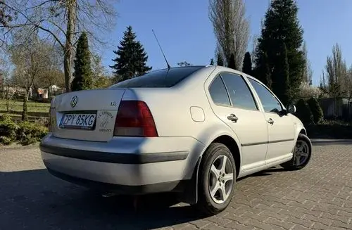 VOLKSWAGEN Bora 