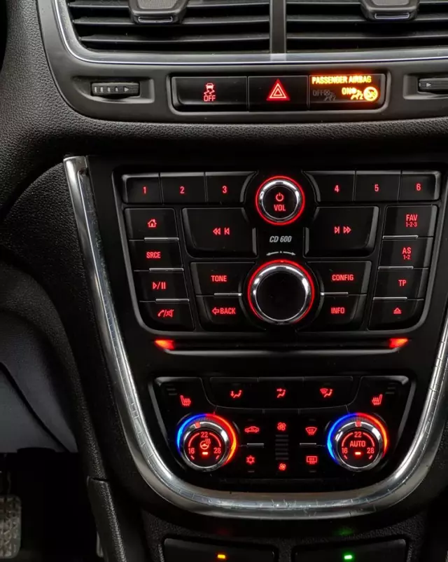 OPEL Mokka 1.6 Cosmo S&S