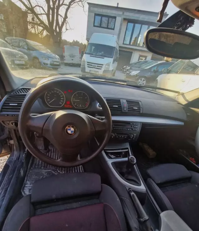 BMW Seria 1 118d (122 KM)