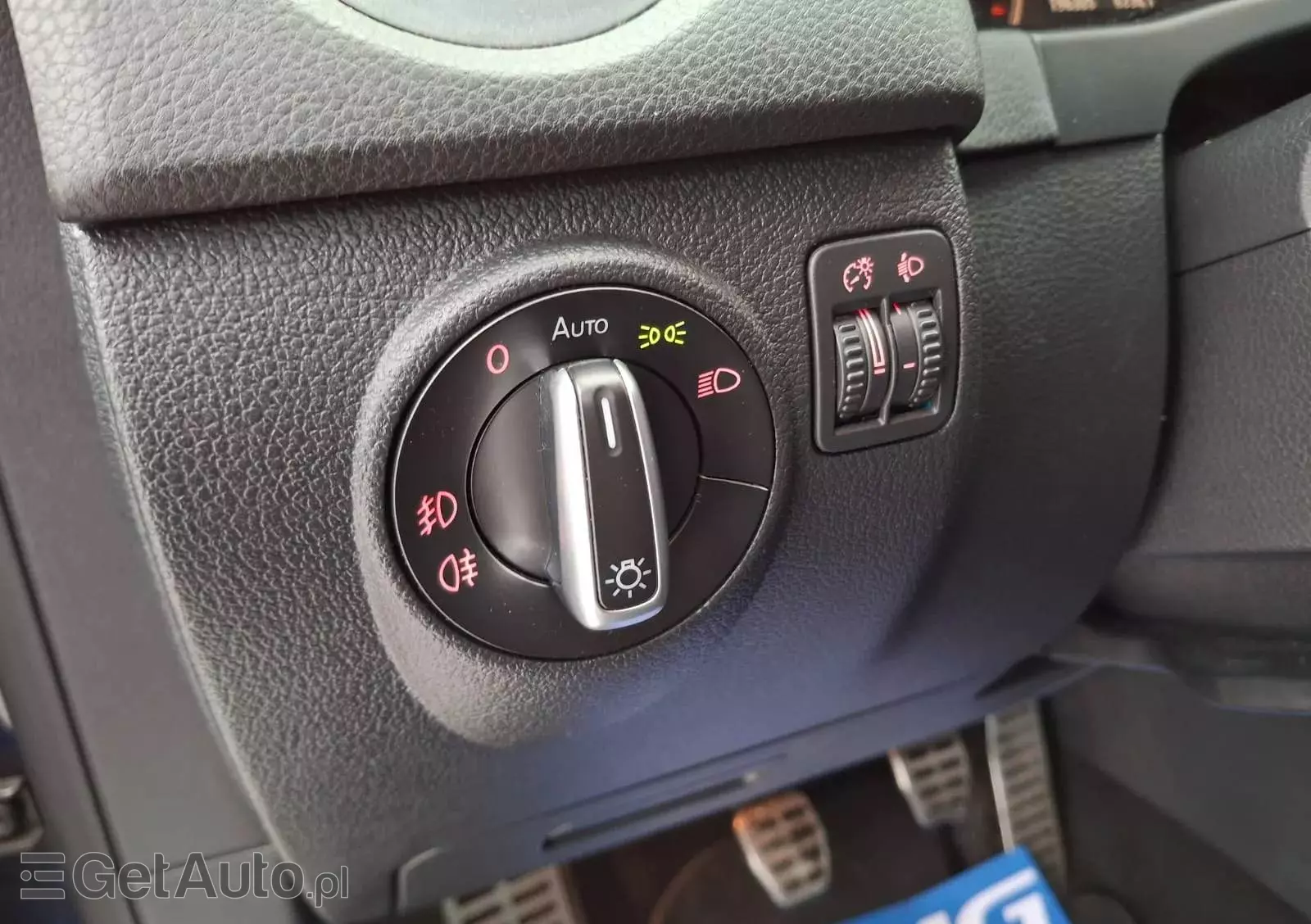 VOLKSWAGEN Tiguan 2.0 TDI 4Mot Perfectline R-Style DSG