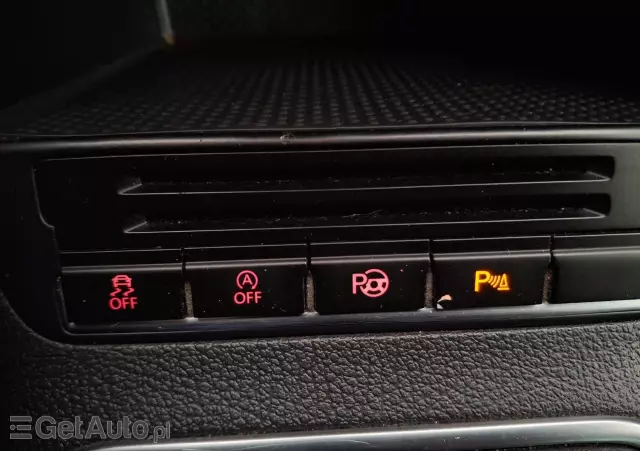 VOLKSWAGEN Tiguan 2.0 TDI 4Mot Perfectline R-Style DSG